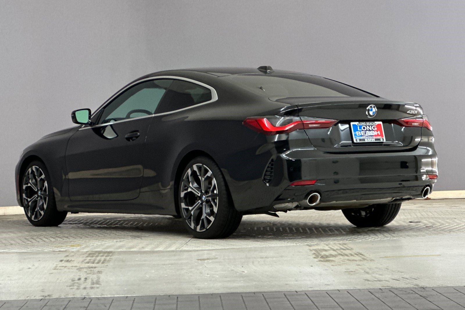2025 Bmw 430i Coupe photo 3