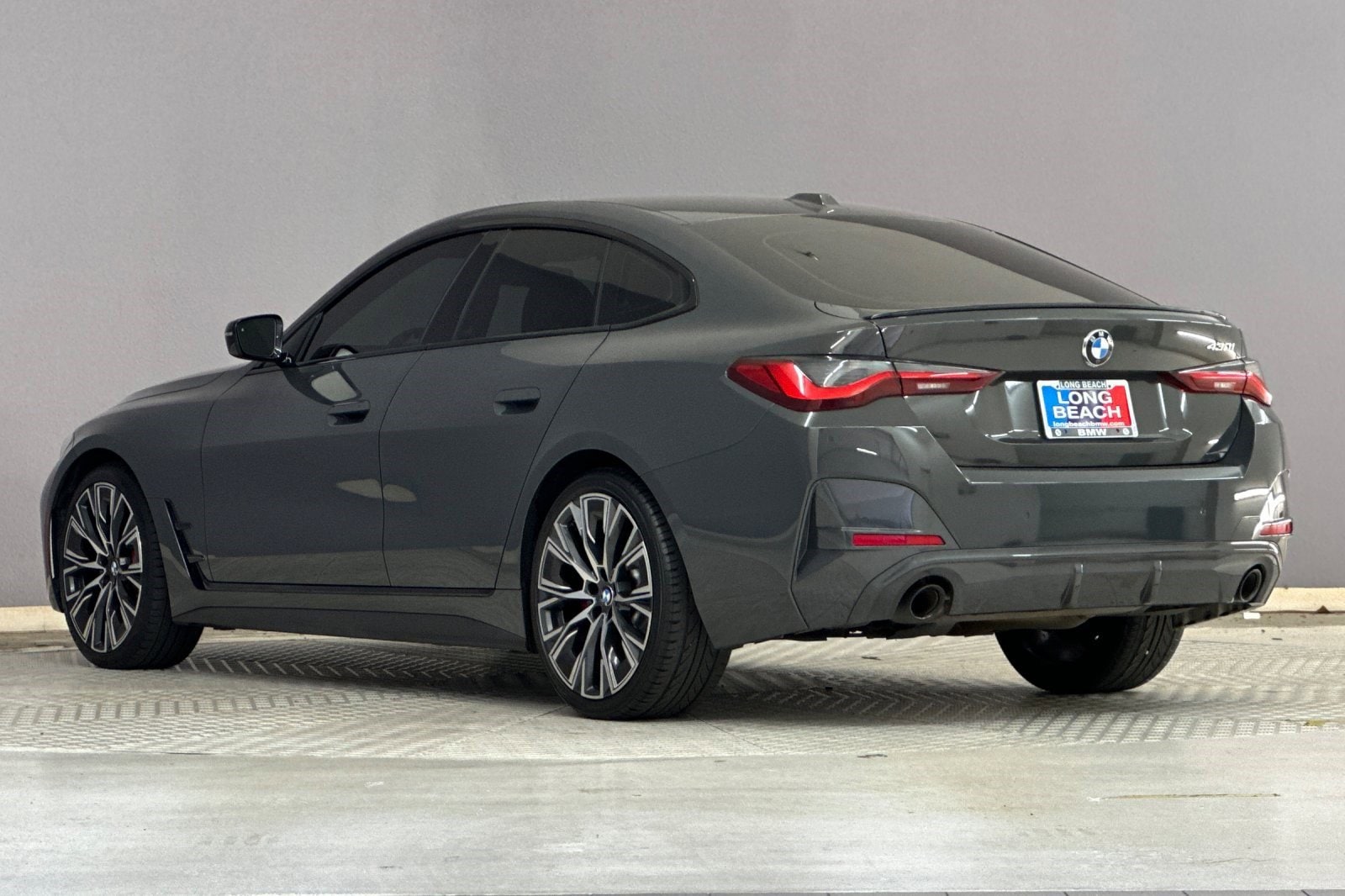 2024 BMW 430i photo 2