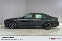2025 BMW 760i xDrive Sedan