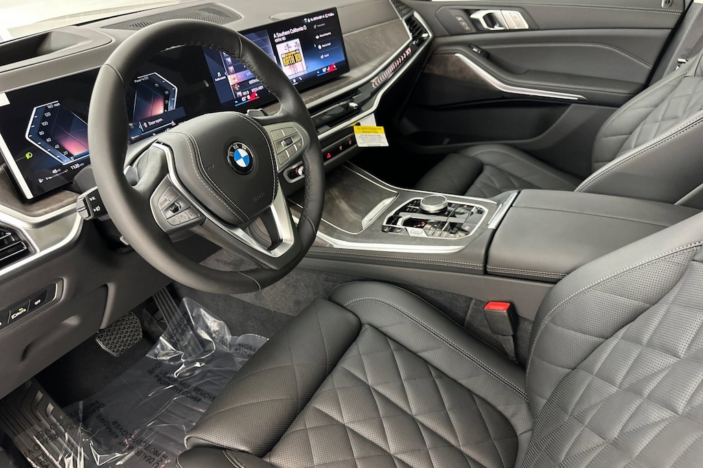 New 2026 BMW X7 xDrive40i SUV
