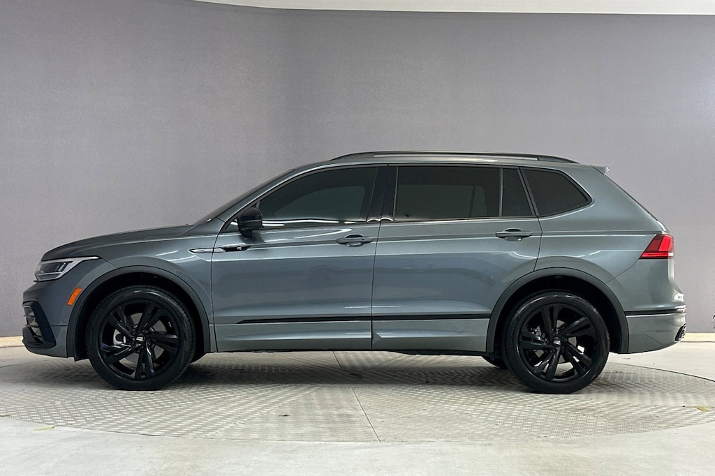 Used 2024 Volkswagen Tiguan 2.0T SE R-Line Black SUV