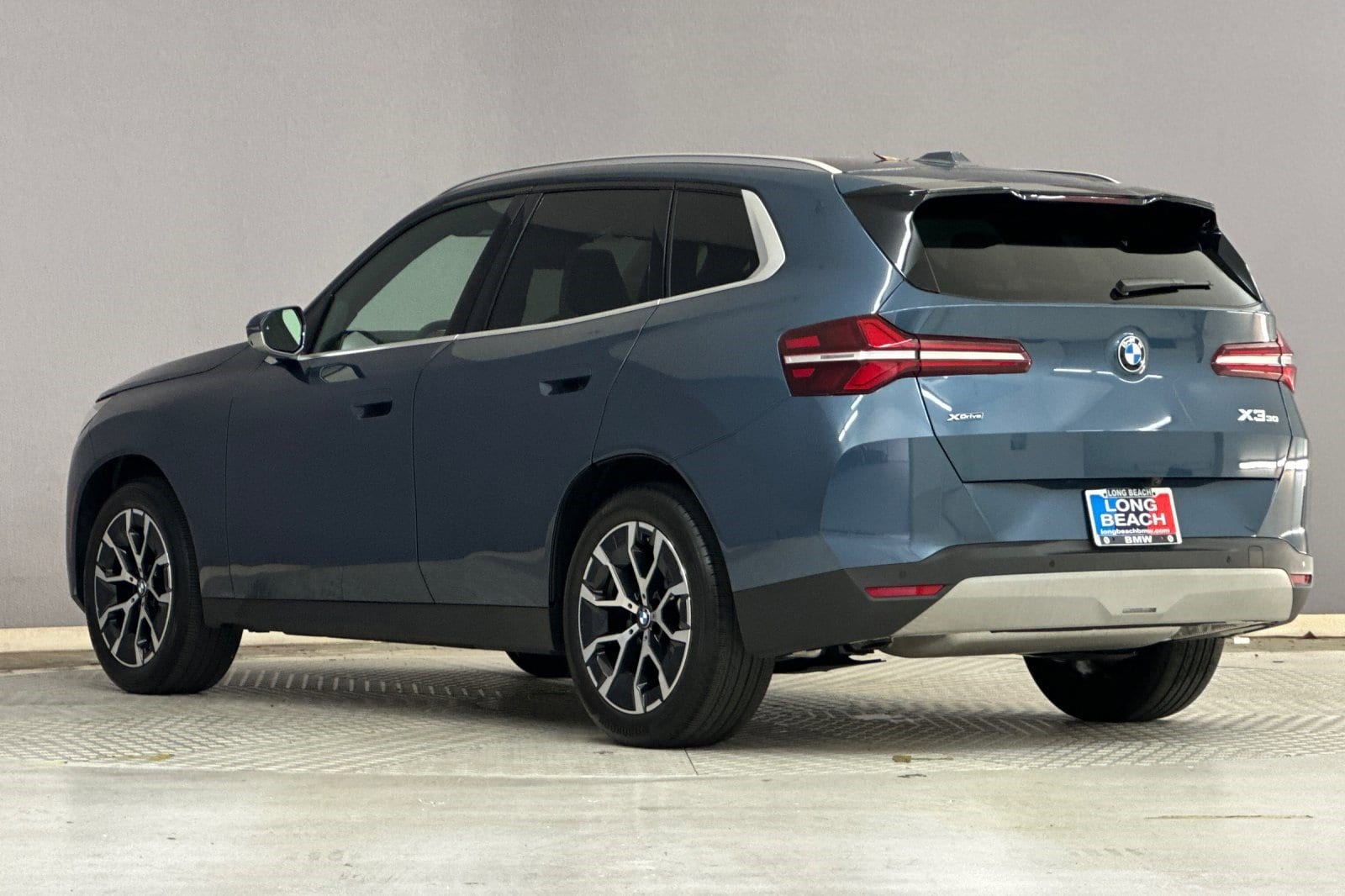 2026 BMW X3 30 xDrive photo 2