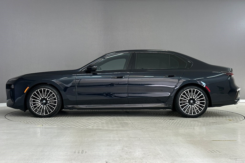 Certified 2025 BMW 760i xDrive Sedan