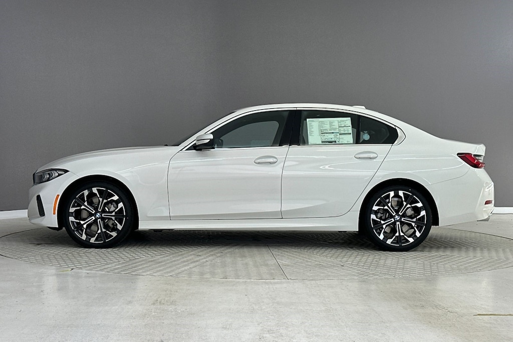 New 2026 BMW 330i Sedan