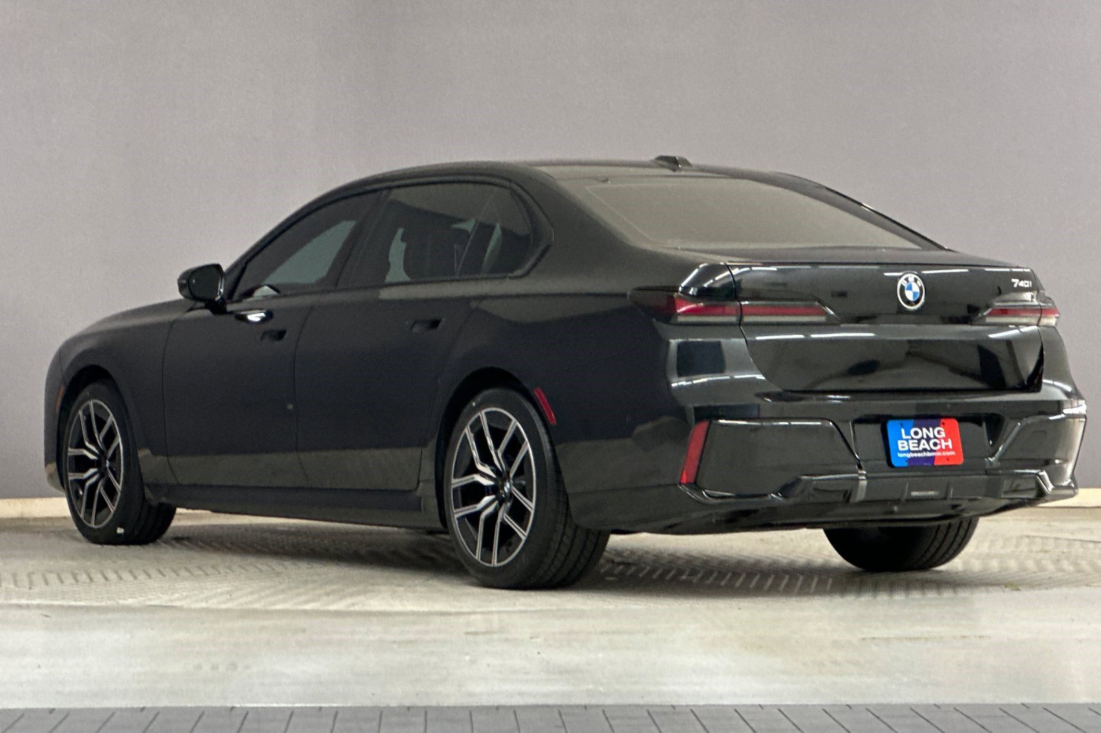 2023 Bmw 740i 7-series photo 3