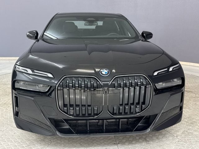 Used 2025 BMW i7 50 with VIN WBY43EJ00SCT71860 for sale in Long Beach, CA