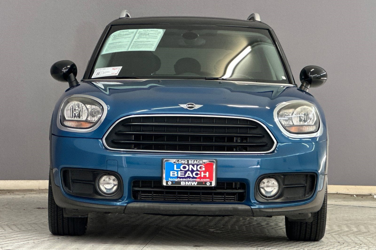 2017 MINI Countryman Cooper photo 4