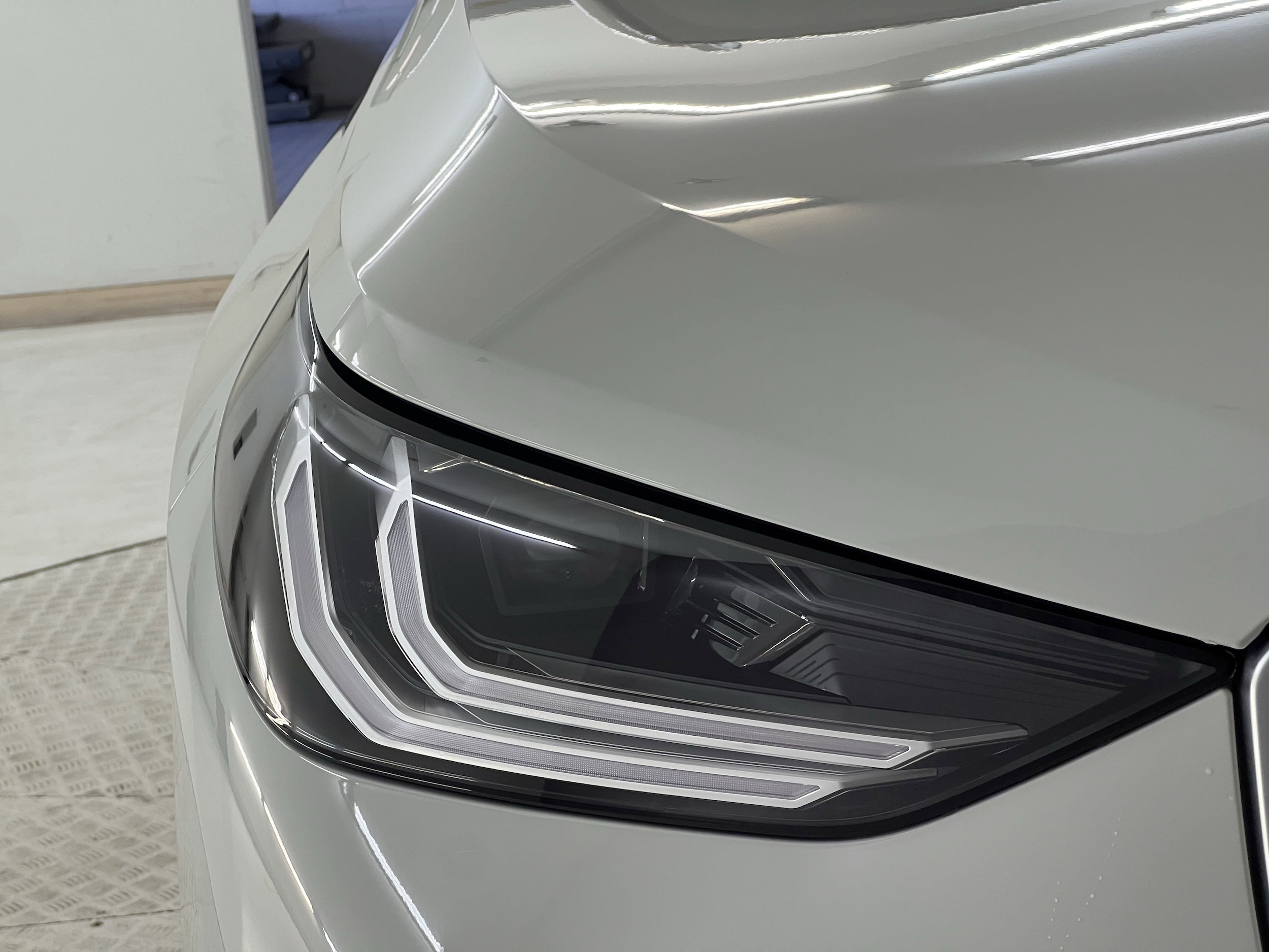 2025 BMW X3 30 xDrive photo 4