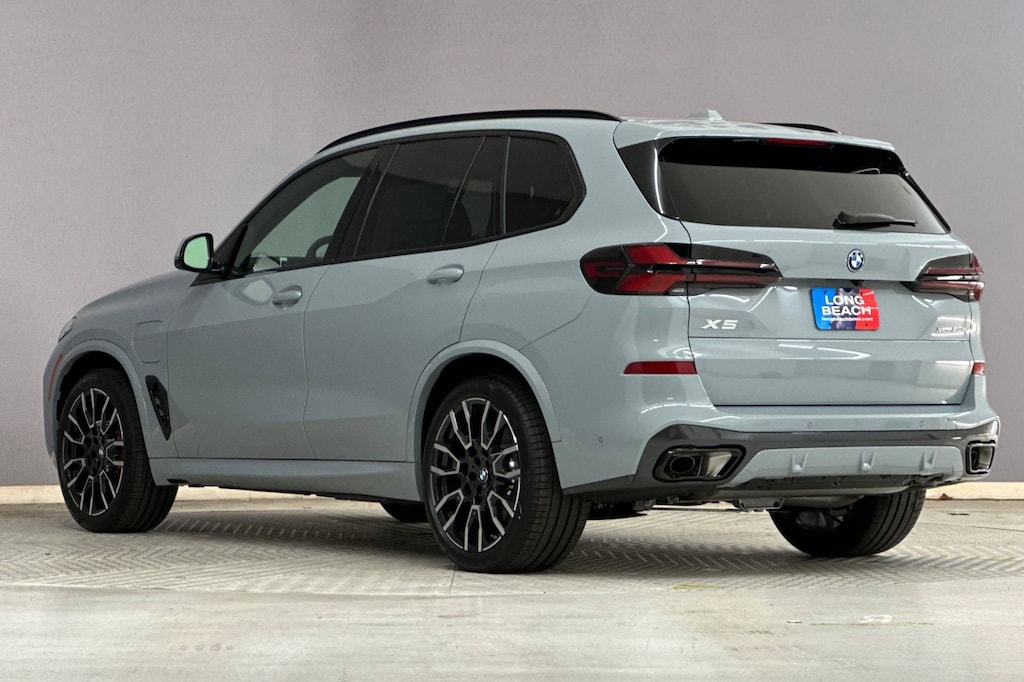 New 2026 BMW X5 PHEV xDrive50e SUV