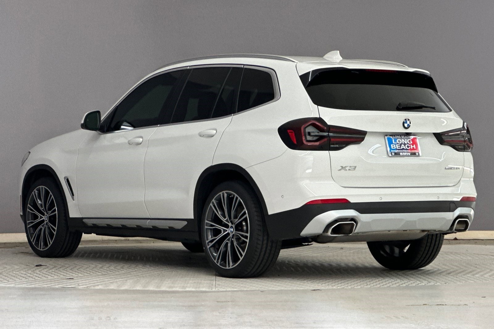 2023 BMW X3 sDrive30i photo 2