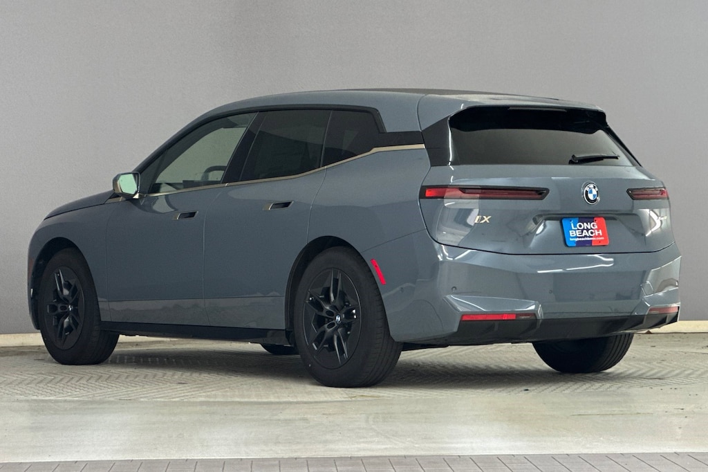 New 2026 BMW iX xDrive60 SUV