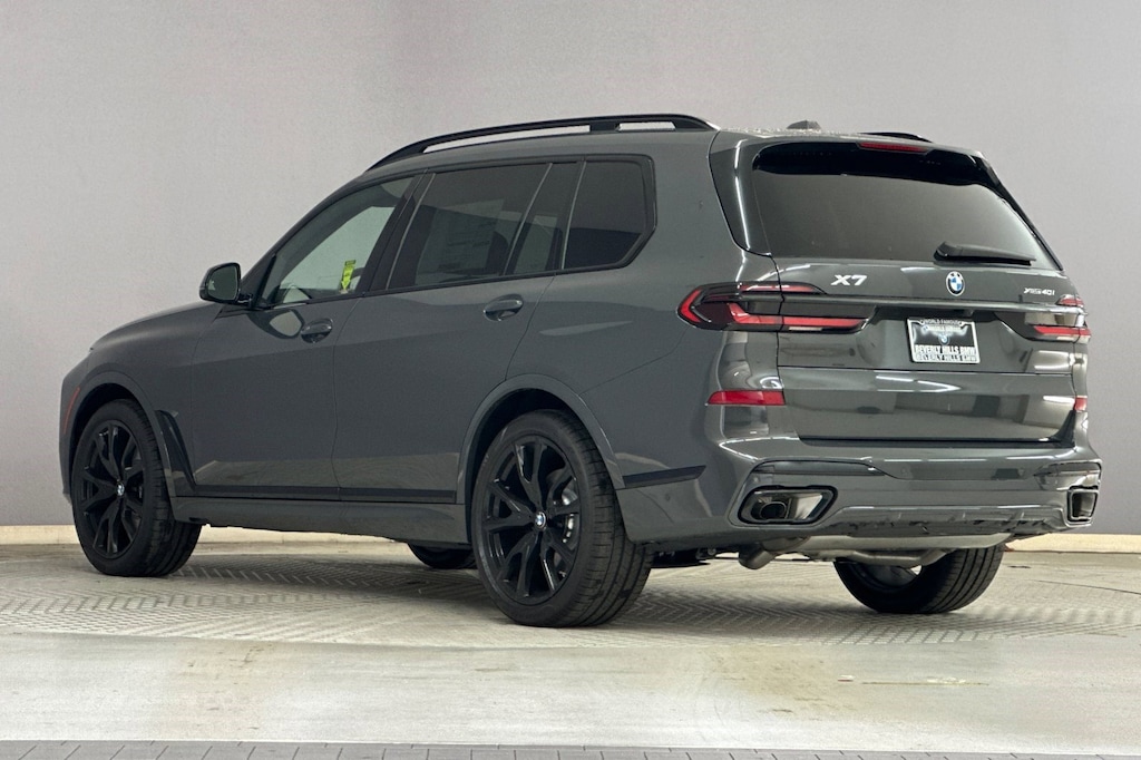 New 2026 BMW X7 xDrive40i SUV