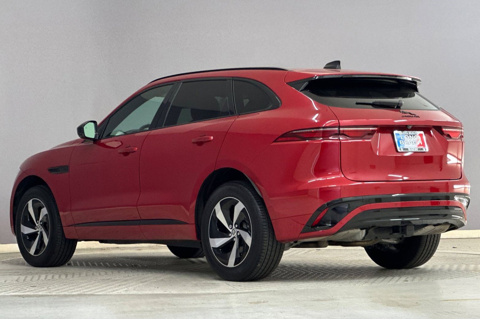2024 Jaguar F-PACE P250 R-Dynamic S photo 3