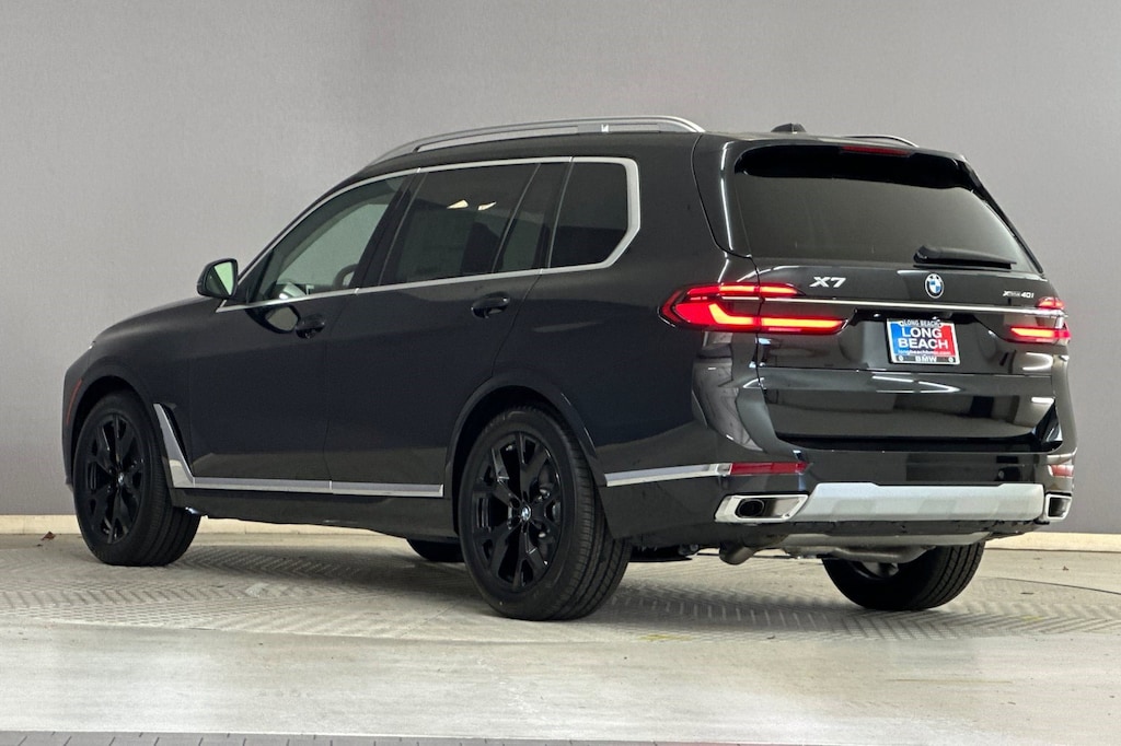 New 2026 BMW X7 xDrive40i SUV