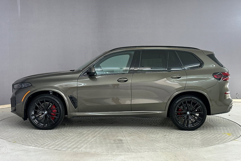New 2026 BMW X5 sDrive40i SUV