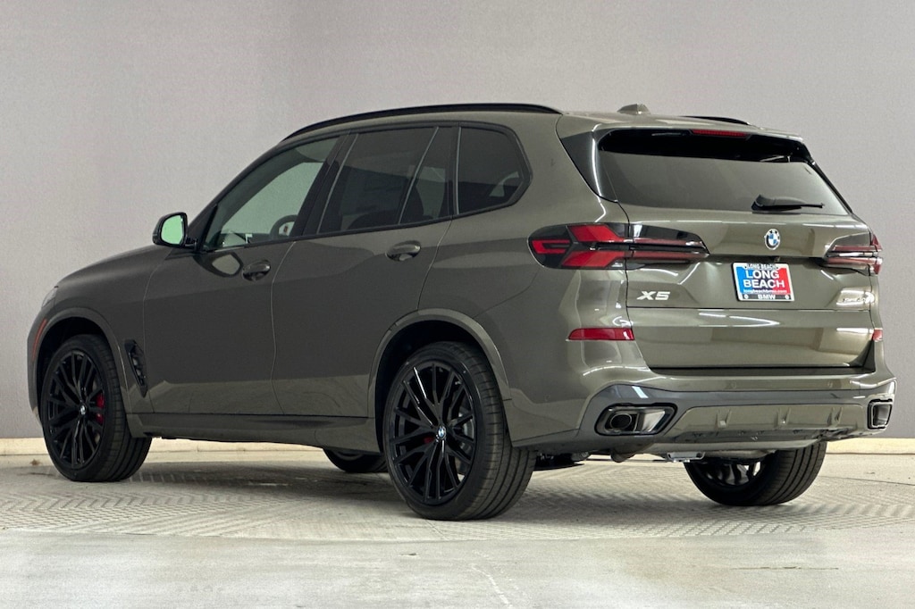 New 2026 BMW X5 sDrive40i SUV