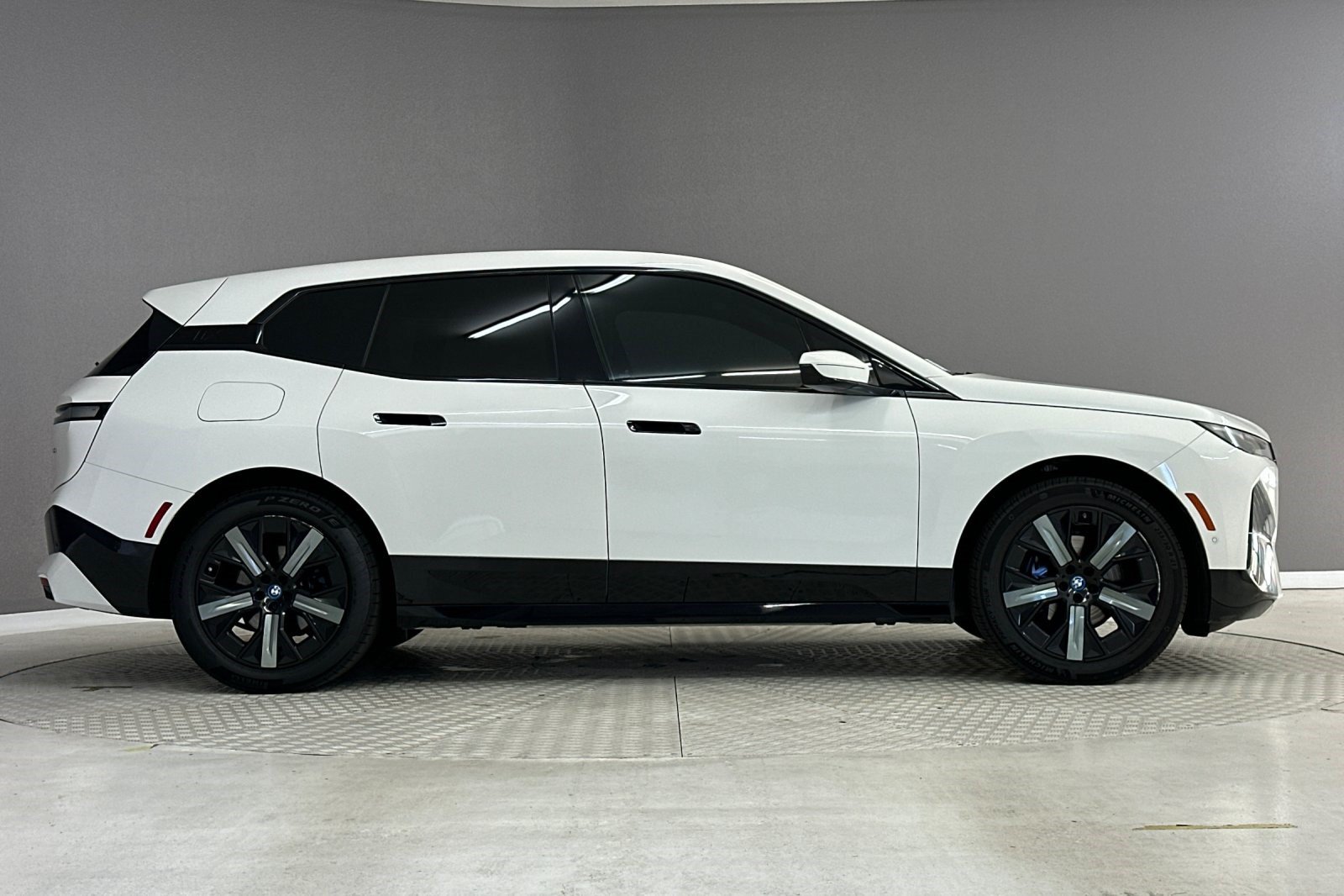 IX XDrive50 SUV