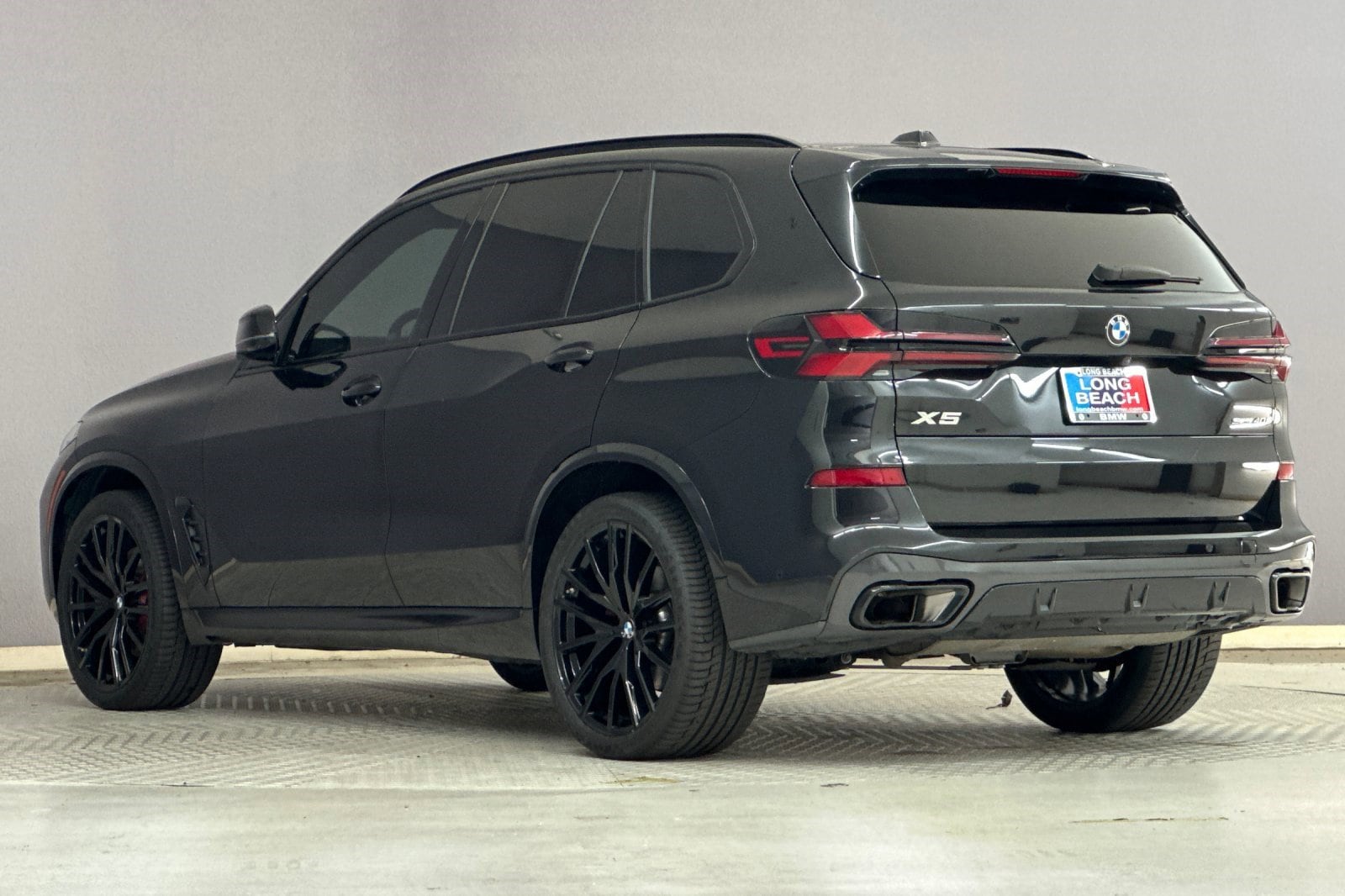 2024 BMW X5 sDrive40i photo 2