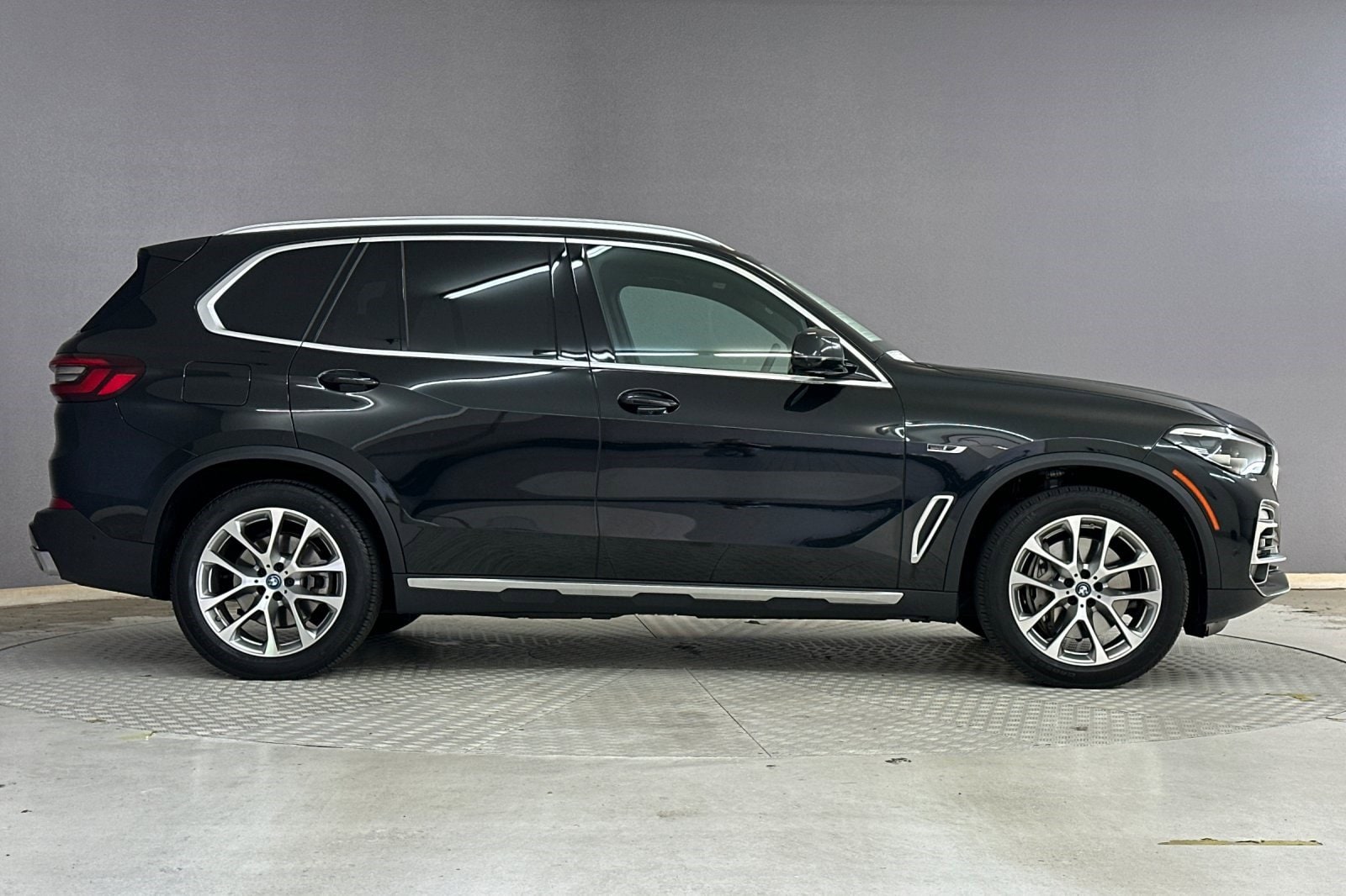 2023 BMW X5 PHEV xDrive45e photo 6
