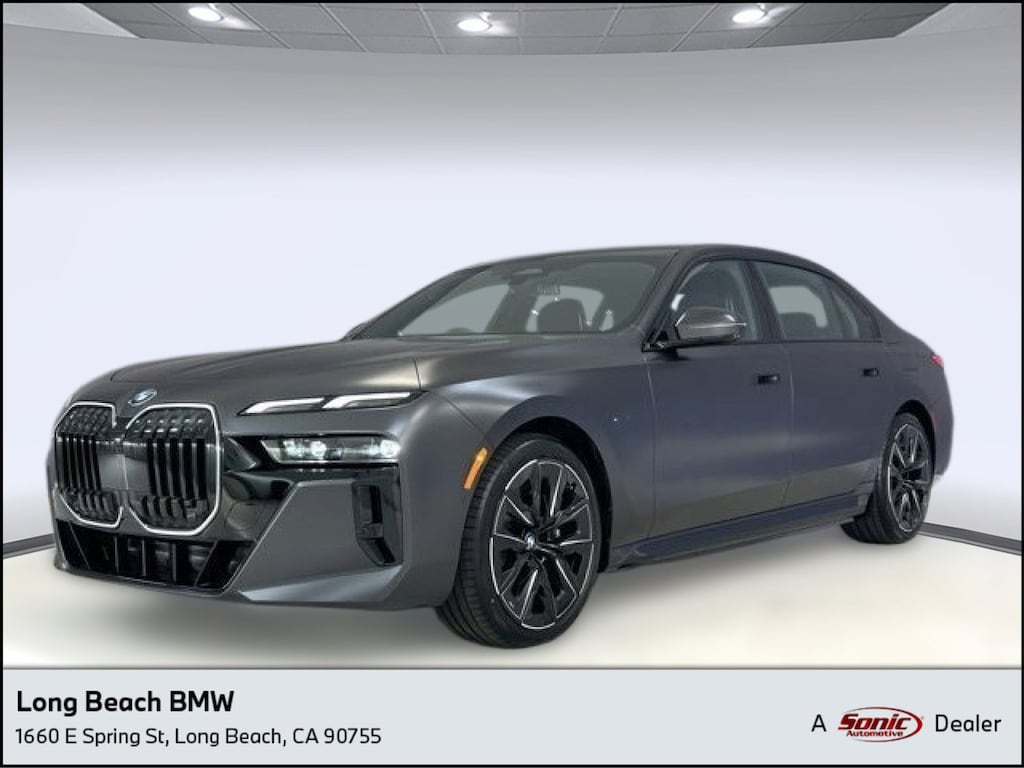 New 2025 BMW 750e xDrive Sedan