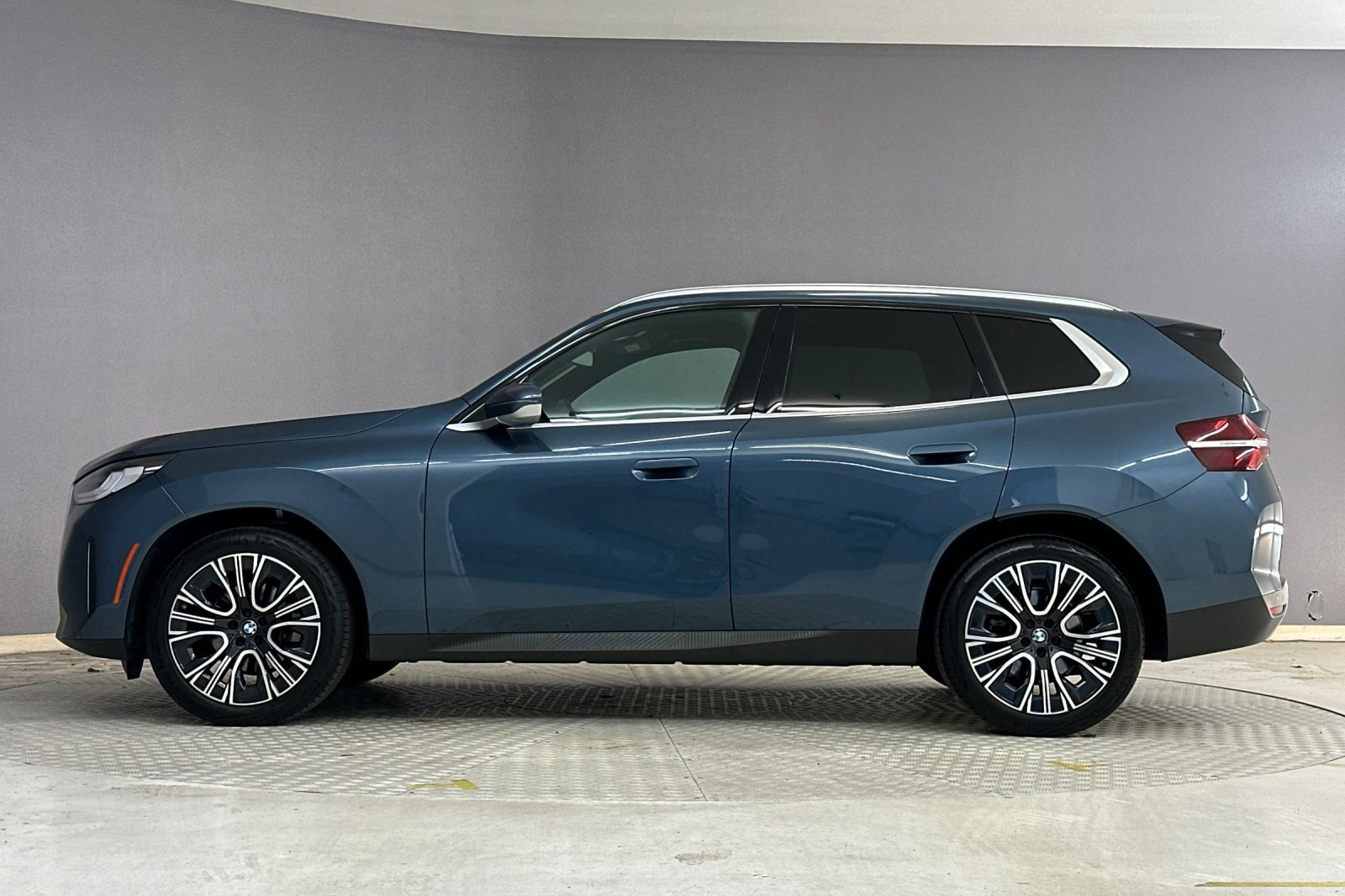 2025 Bmw X3 30x Drive photo 2