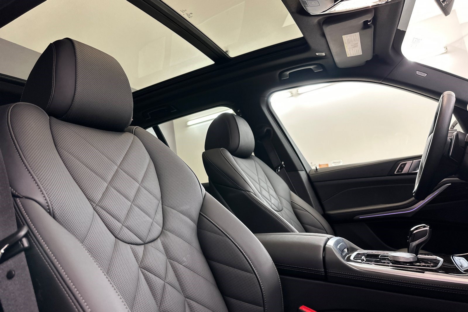 2023 BMW X5 45e - Photo 31