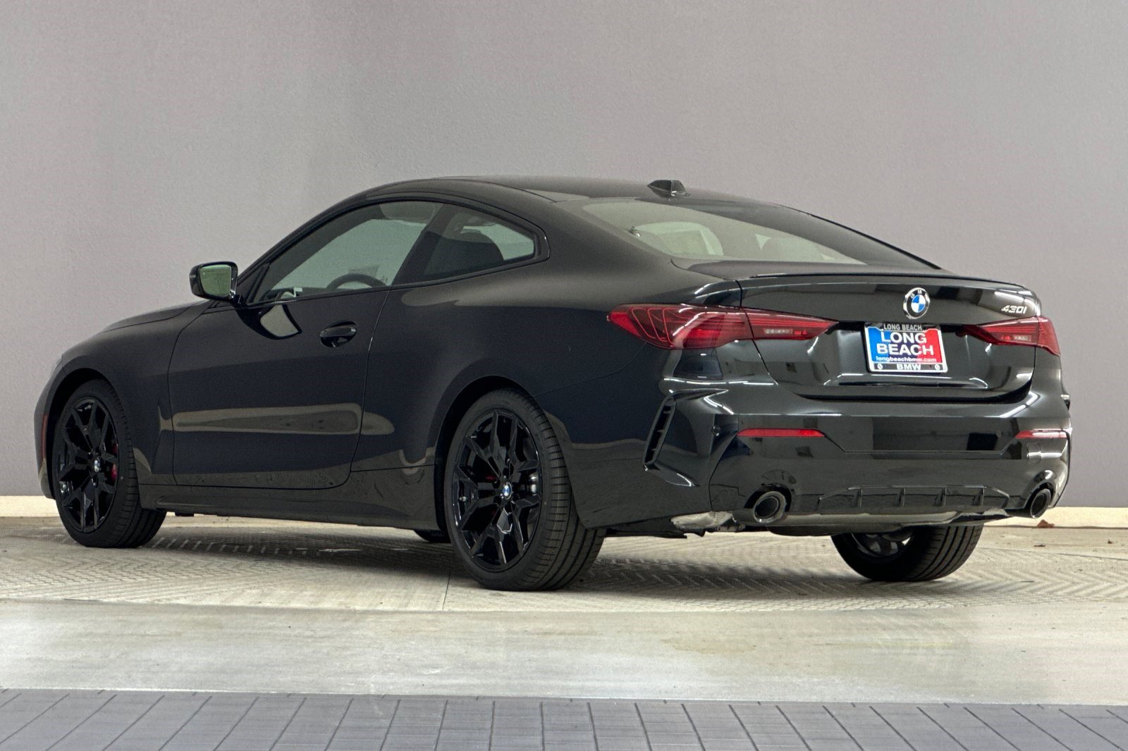 2026 BMW 430i photo 2