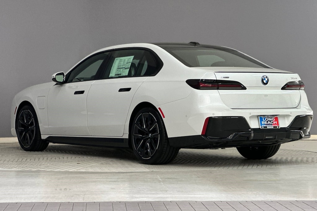 New 2025 BMW 750e xDrive Sedan