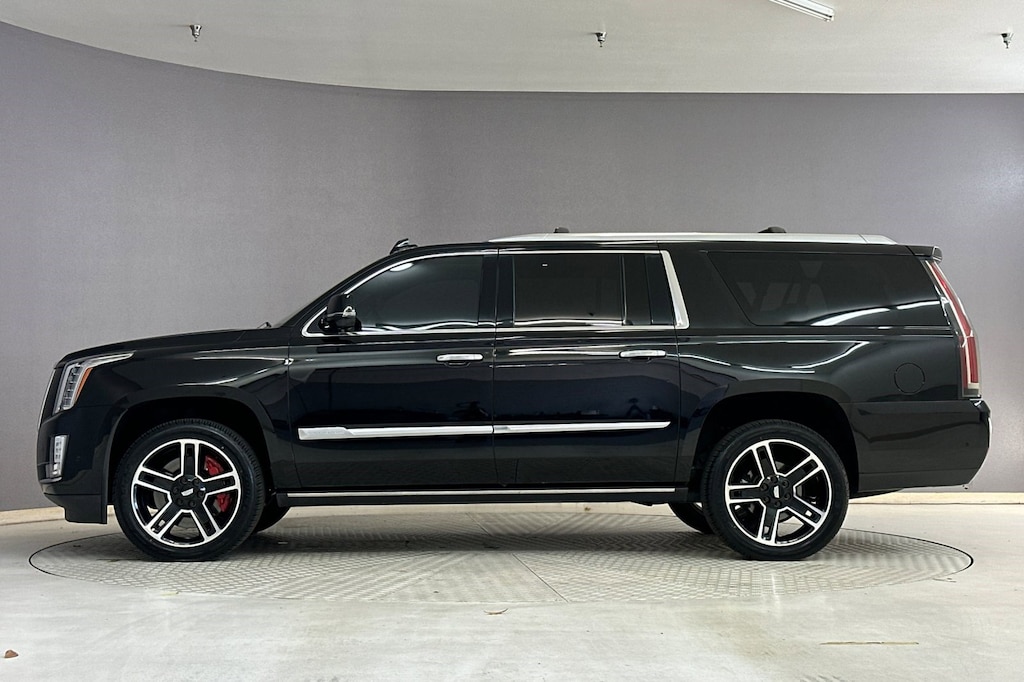Used 2018 CADILLAC Escalade ESV Premium Luxury SUV