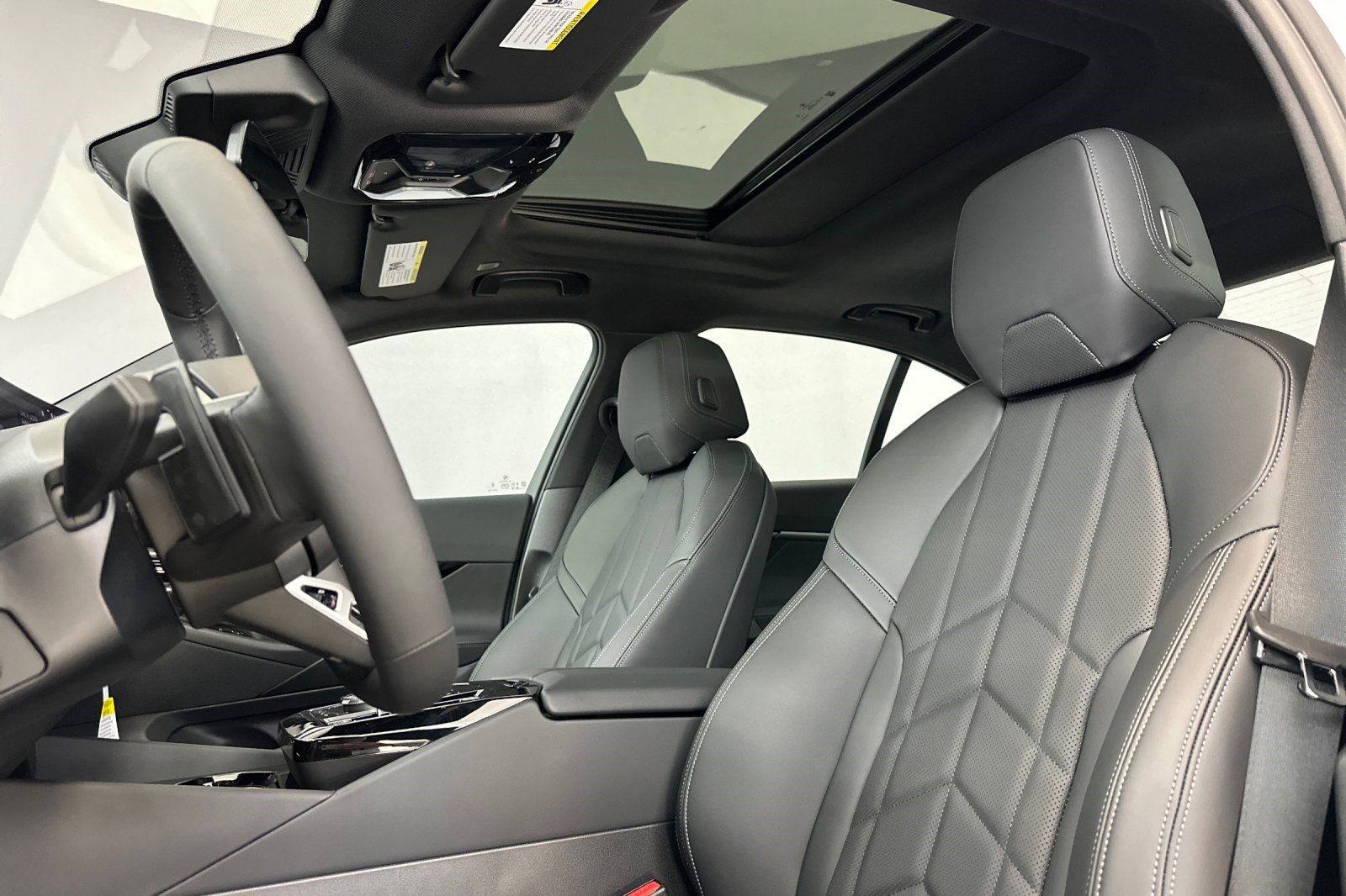 2026 BMW 5 Series 530i - Photo 14