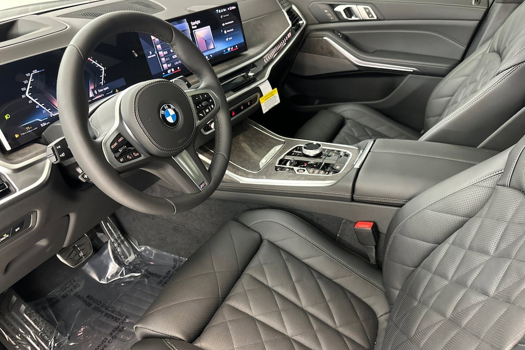 New 2026 BMW X7 xDrive40i SUV