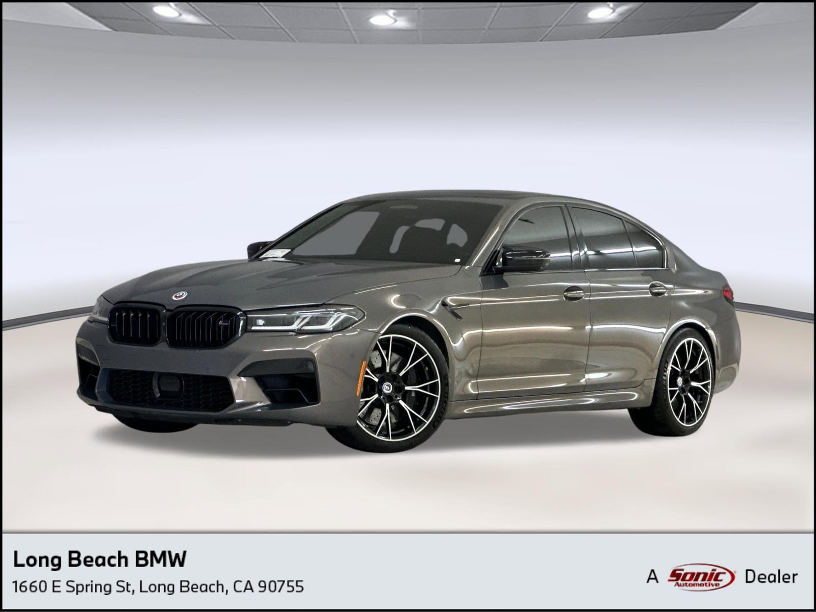 2023 BMW M5 -'s photo