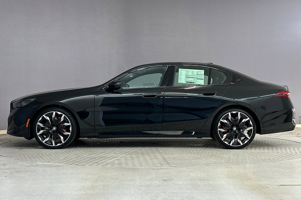 New 2026 BMW 530i Sedan