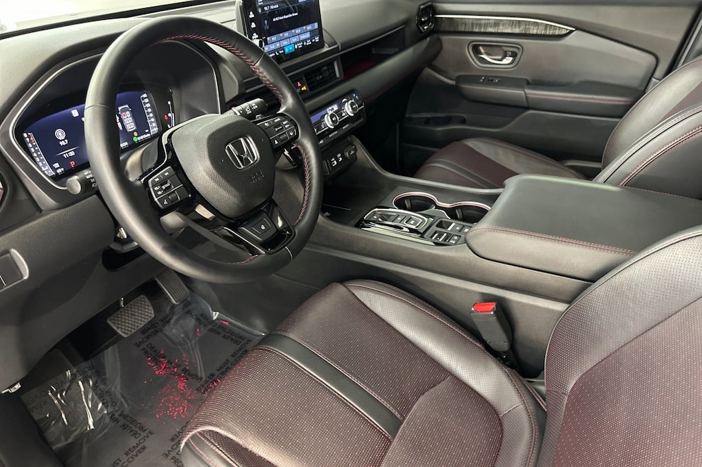 Used 2025 Honda Pilot Black Edition SUV