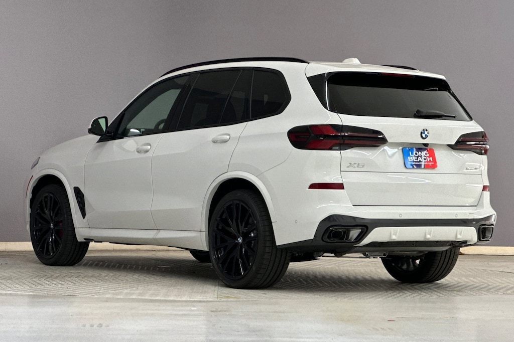 New 2026 BMW X5 sDrive40i SUV