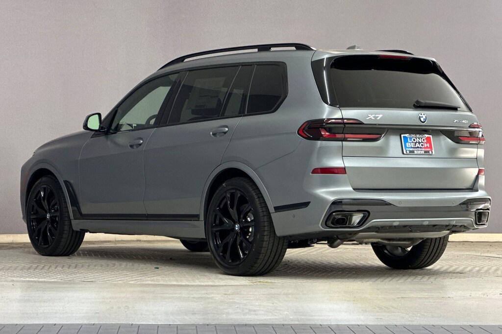 New 2026 BMW X7 xDrive40i SUV