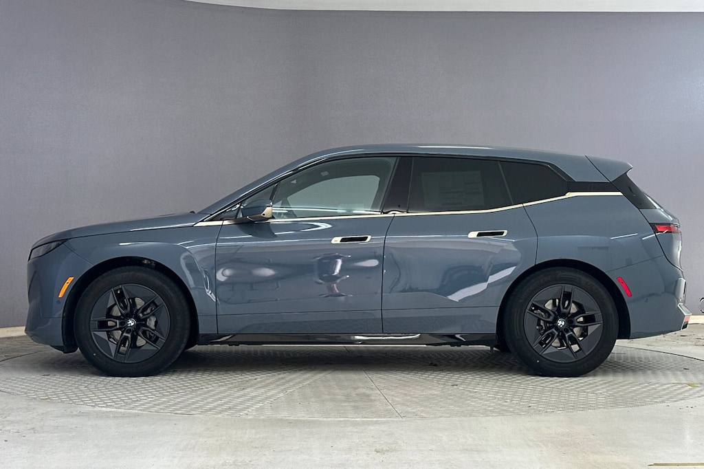 New 2026 BMW iX xDrive60 SUV