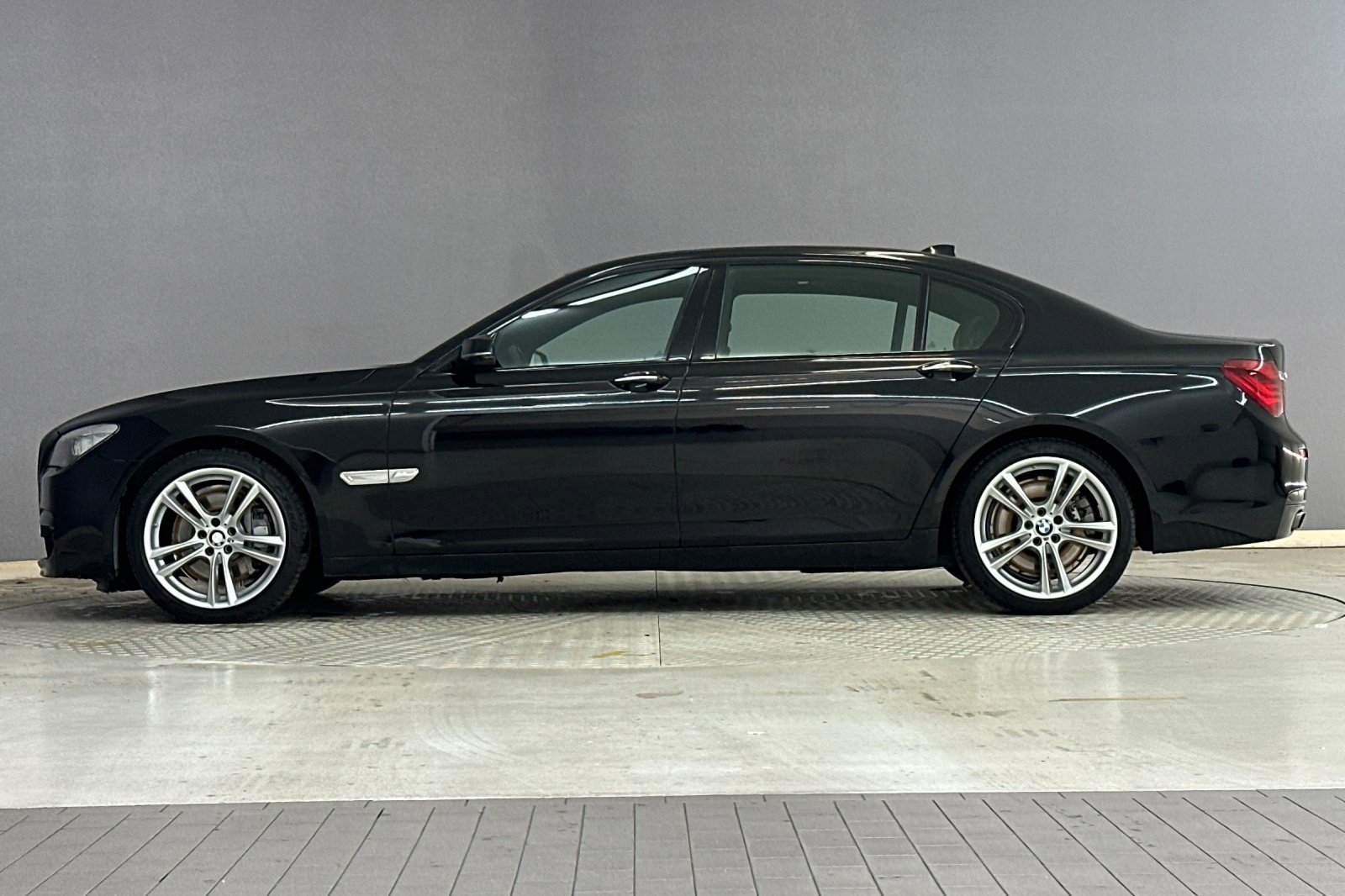 2013 Bmw 750Li photo 2
