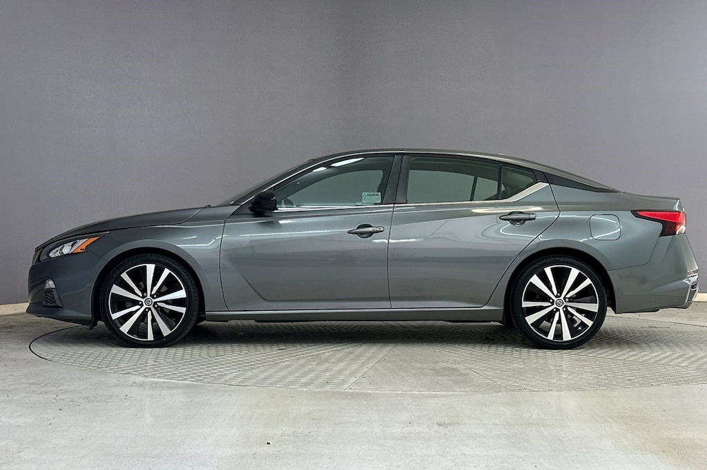 Used 2020 Nissan Altima 2.5 SR Sedan