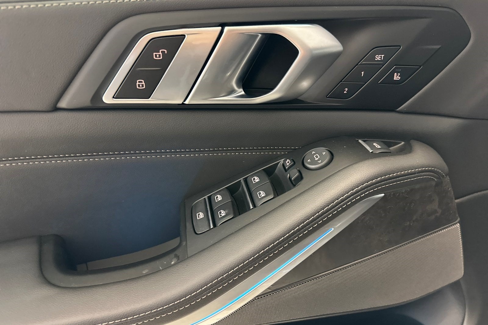 2026 BMW X5 40i - Photo 14