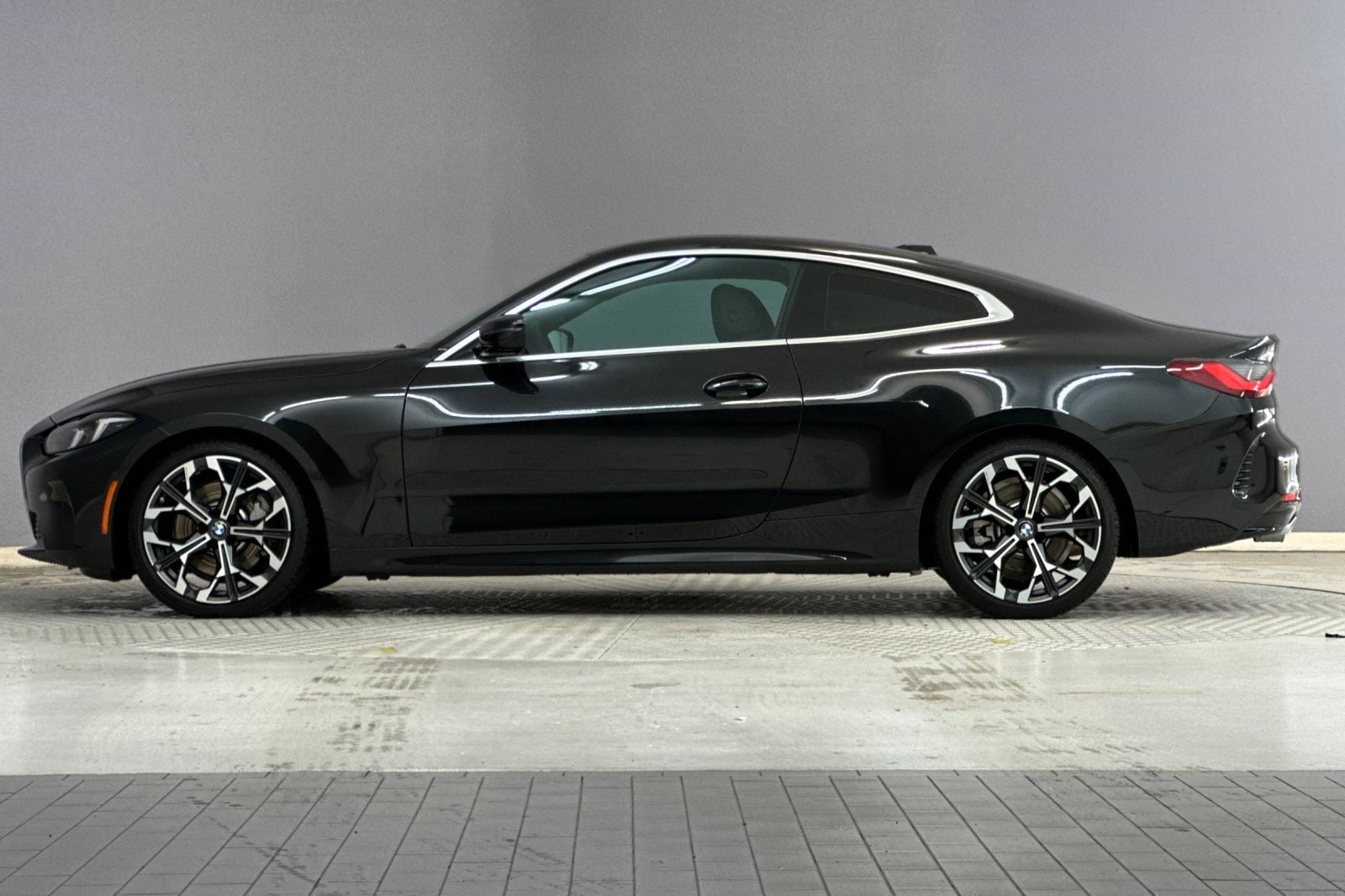 2025 Bmw 430i Coupe photo 2