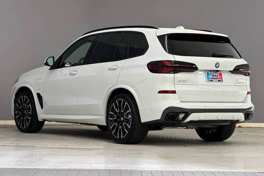New 2026 BMW X5 PHEV xDrive50e SUV