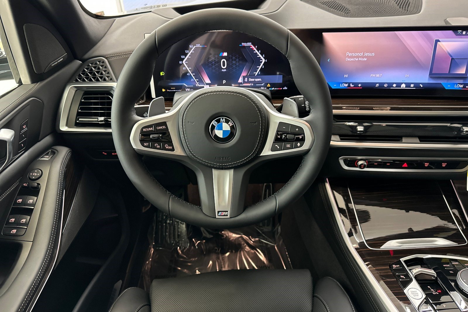 2026 BMW X5 40i - Photo 16