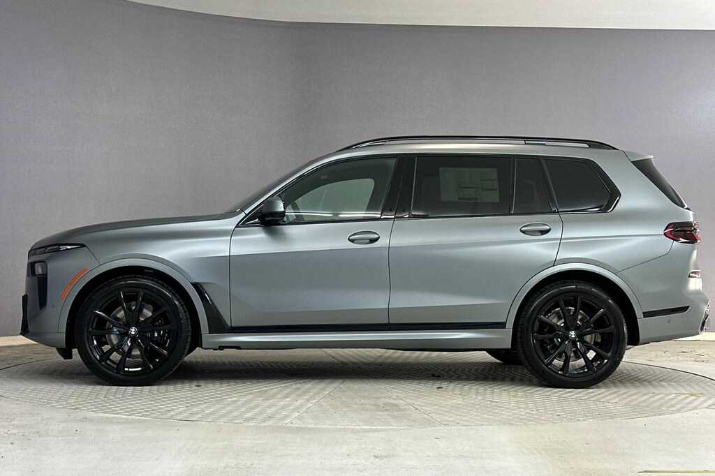 New 2026 BMW X7 xDrive40i SUV