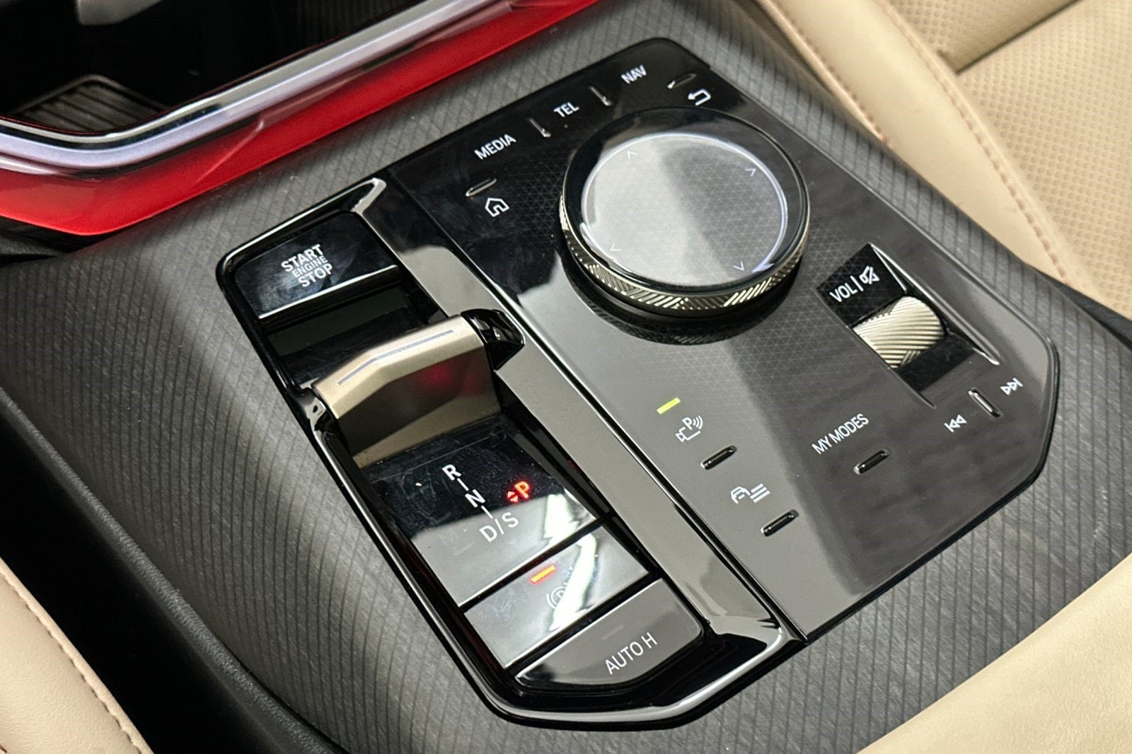2025 BMW X3 30 - Photo 15