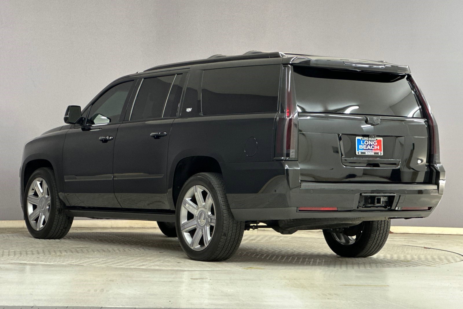 2017 Cadillac Escalade ESV Premium Luxury photo 3