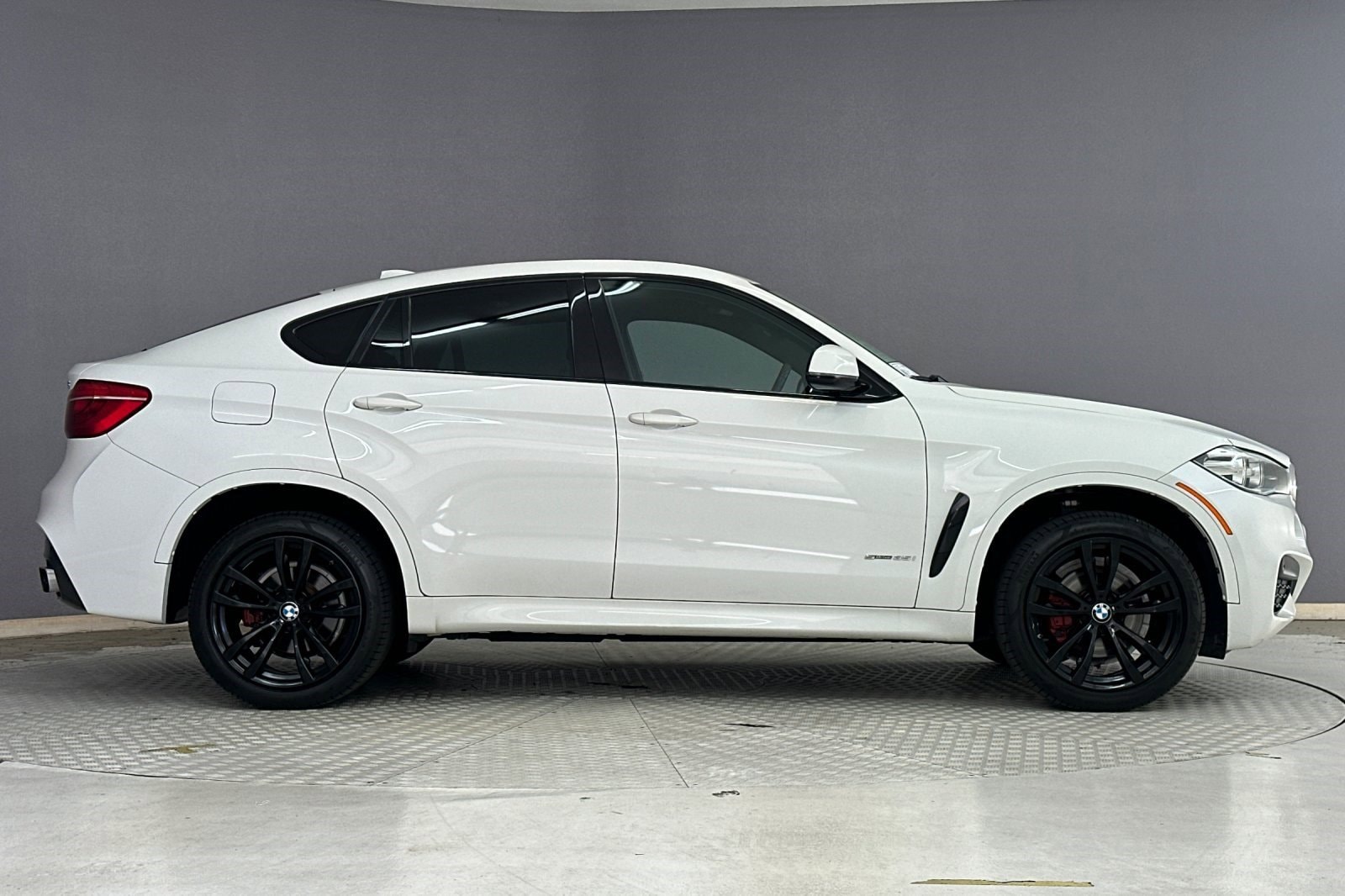 2019 BMW X6 sDrive35i photo 6