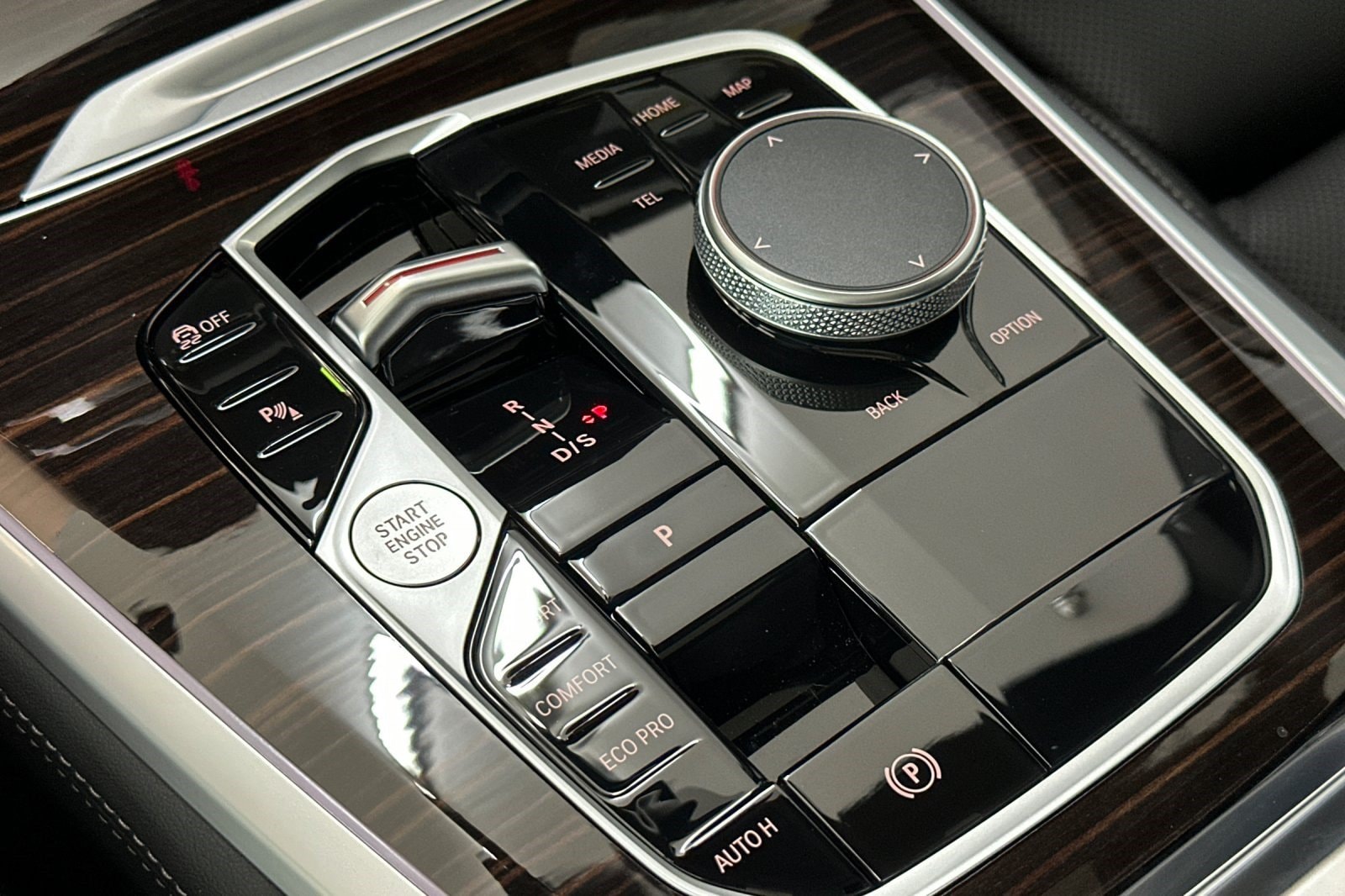 2026 BMW X5 40i - Photo 18