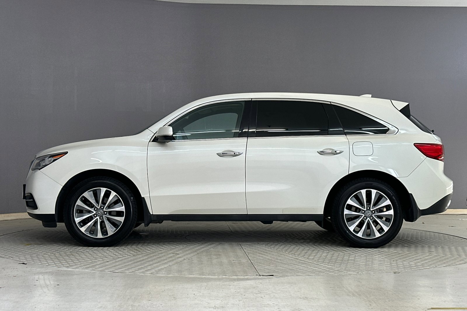 2016 Acura MDX Technology photo 2