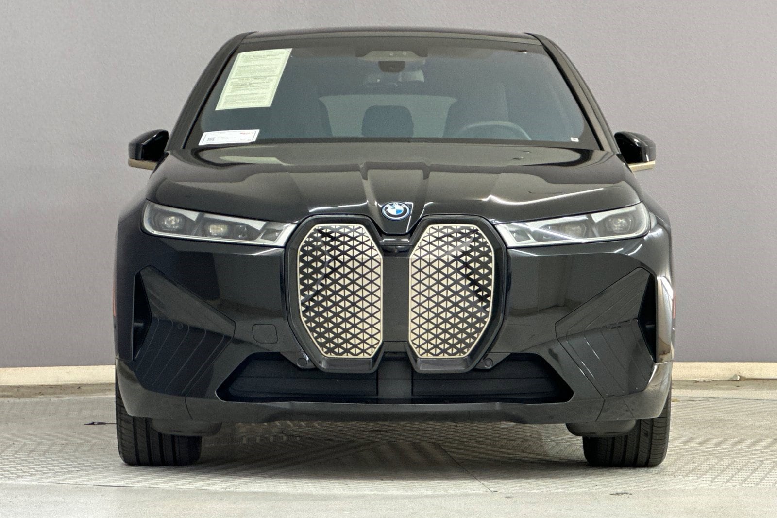 2023 BMW iX xDrive50 photo 4